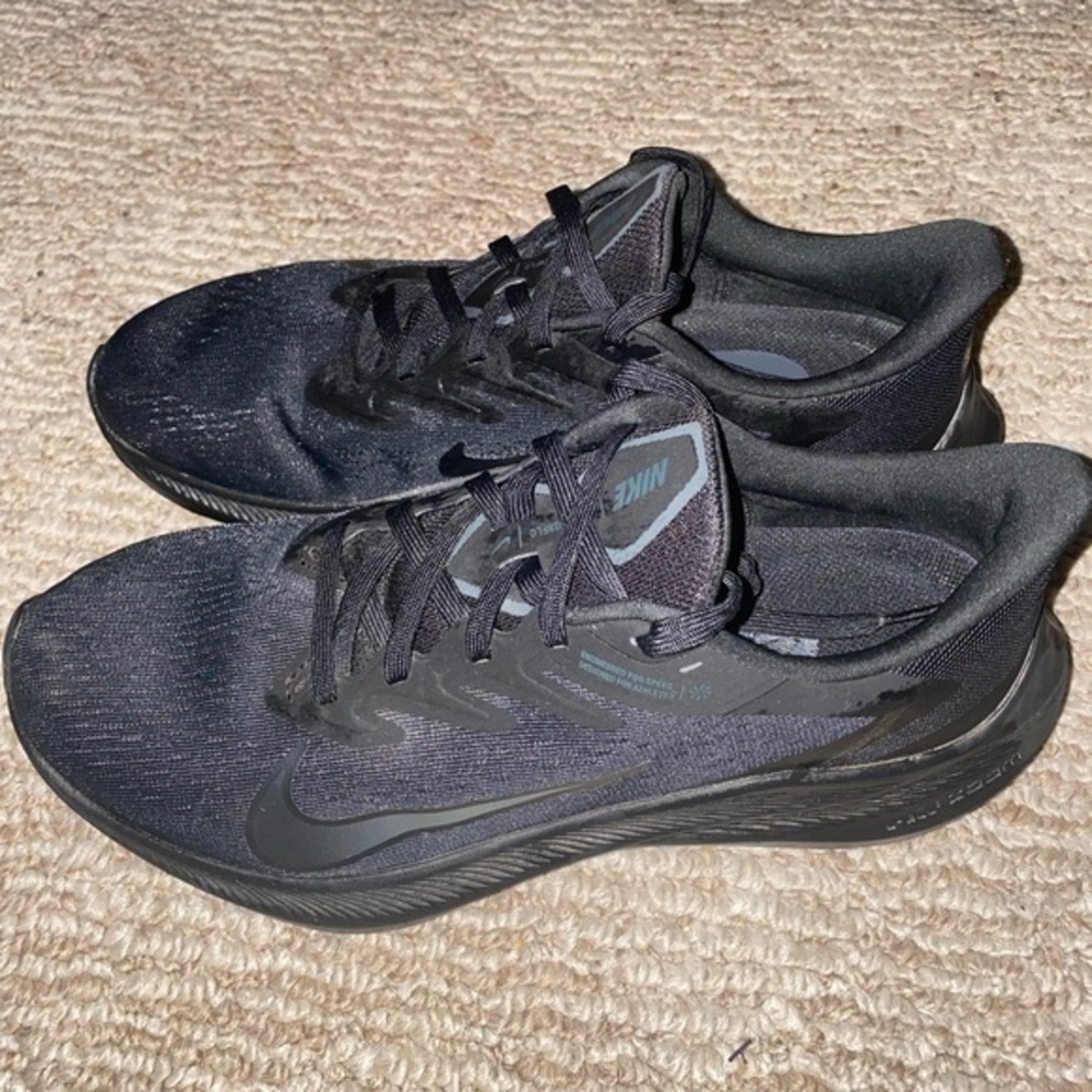 Nike Womens Running Shoe‎ Womens Size 10
